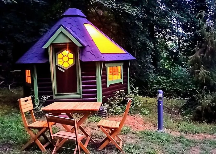 Insolites Proche Nancy 豪华帐篷